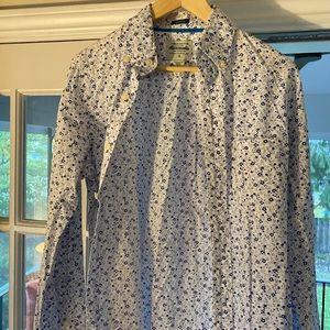 Small Abercrombie button down